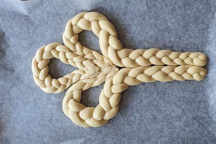 ריקי שחם חלת מפתח תודה לעל השולין